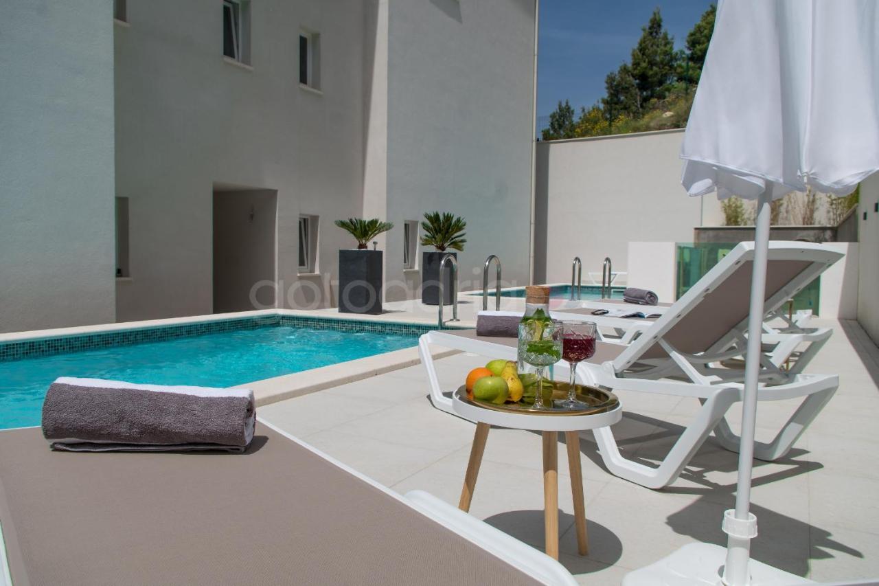 מאקרסקה Villa Smaragd - Perle - Luxury Apartments With Shared Pool מראה חיצוני תמונה